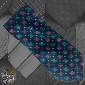 Geometric Flower Tie